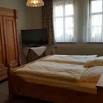 Hotel Goldflair Am Rathaus 3*