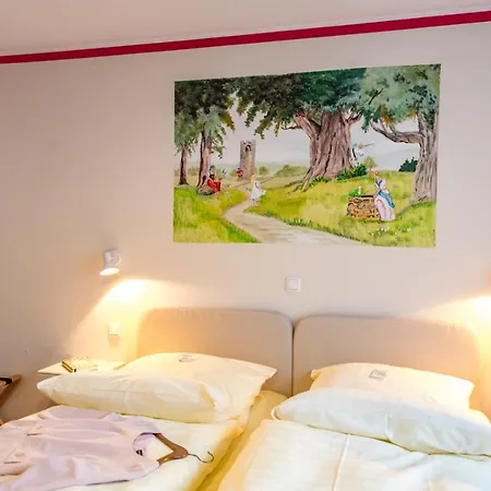 Goldflair Am Rathaus Hotell 3*