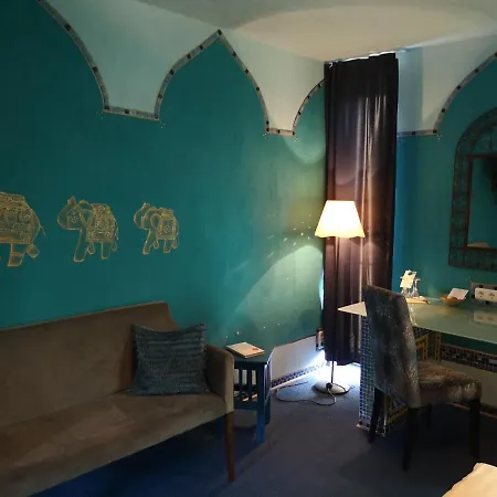 Hotel Goldflair Am Rathaus 3*