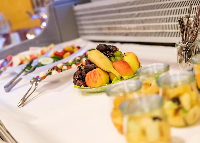 Goldflair Am Rathaus Hotel 3*