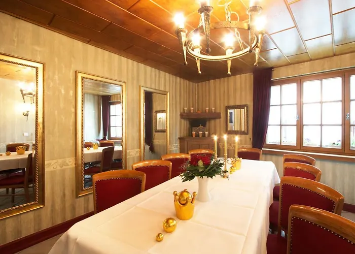 Goldflair Am Rathaus Korbach