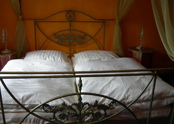 Hotel Goldflair Am Rathaus