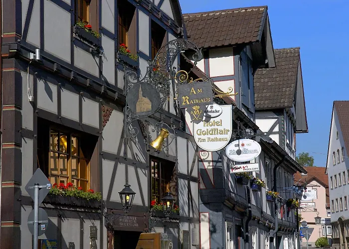 Hotel Goldflair Am Rathaus 3*