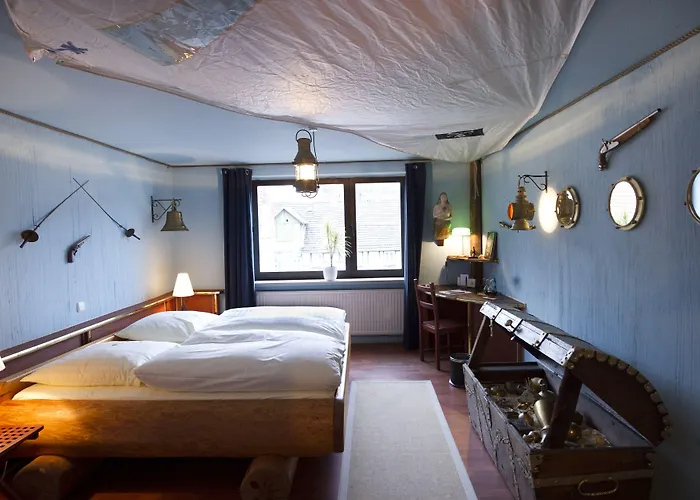 Goldflair Am Rathaus 3*