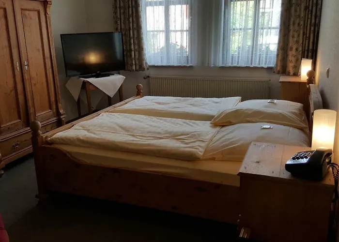 Goldflair Am Rathaus Hotel