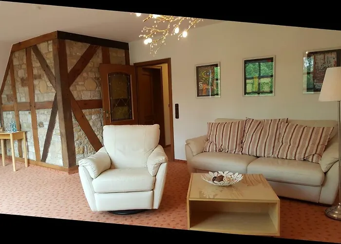 Hotel Goldflair Am Rathaus 3*